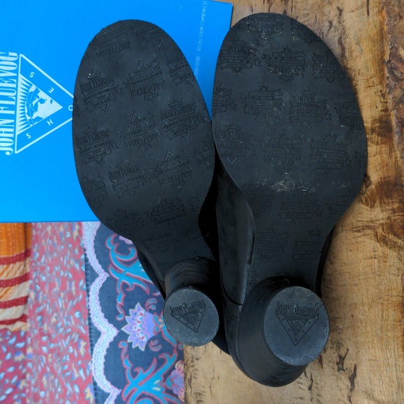 Fluevog Templeton Sz 8 Black - Picture 4 of 9